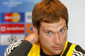 Petr Čech na tiskov&eacute; konferenci před dne&scaron;n&iacute;m z&aacute;pasem LM.
