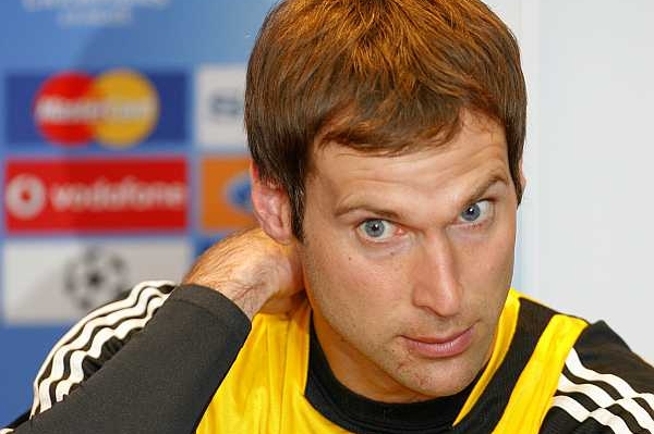 Gólman fotbalistů Chelsea Petr Čech.