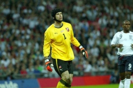Petr Čech během zápasu Anglie - Česko.