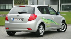 Upravený Cee'd je prvním pokusem značky Kia o hybrid.