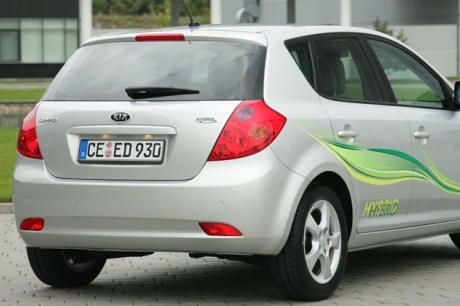 Hybridní Cee'd bude pro Evropu nejdřív v roce 2010.
