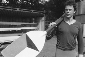 Česk&yacute; reprezentant ve skifu V&aacute;clav Chalupa na sn&iacute;mku z roku 1990.