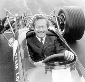 Colin Chapman patřil mezi nejgeniálnější automobilové konstruktéry.