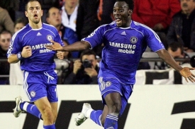 Hráči Chelsea slaví postup přes španělskou Valencii