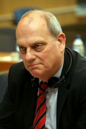 Kyselý výraz. Šéf konzervativců Chichester musel rezignovat.