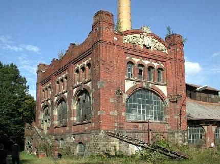 Bienále Industriální stopy se rok od roku rozrůstá. Letos se kromě Prahy uskuteční také v Kladně, Ostravě a Liberci. Bienále Industriální stopy se rok od roku rozrůstá. Letos se kromě Prahy uskuteční také v Kladně, Ostravě a Liberci.