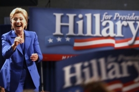 Hillary Clintonov&aacute; boj je&scaron;tě nevzd&aacute;v&aacute;.