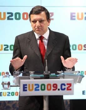 Barosso byl možnost&iacute; dal&scaron;&iacute;ho sporu o plyn znepokojen.