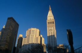 Versace se pustí do renovace newyorského mrakodrapu Clock Tower. Versace se pustí do renovace newyorského mrakodrapu Clock Tower.