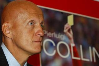 Bývalý italský fotbalový rozhodčí Pierluigi Collina. Bývalý italský fotbalový rozhodčí Pierluigi Collina.