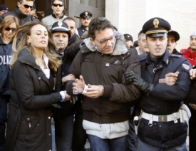 Italsk&eacute; &uacute;řady dopadly vlivn&eacute;ho mafi&aacute;na Continiho.