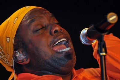 Zpěvák skupiny Living Colour Corey Glover. Zpěvák skupiny Living Colour Corey Glover.