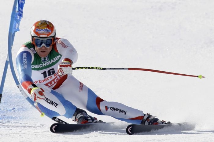Didier Cuche na trati super-G ve Val d'Isere.