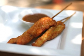 Kuřecí špízy Satay. Kuřecí špízy Satay.