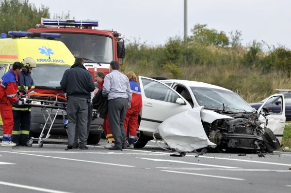 Snaha označit auto výstražným trojúhelníkem je cesta na smrt.