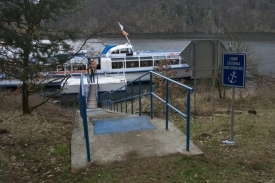 Hlavní plavební sezona na Dalešické přehradě končí 4. října. Hlavní plavební sezona na Dalešické přehradě končí 4. října.