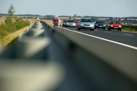 Bude se na dálnici jezdit rychleji? ODS navrhuje 150km/h.