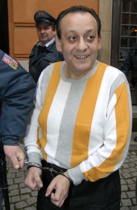 Na vyhlášení rozsudku se přišlo podívat několik desítek Romů.