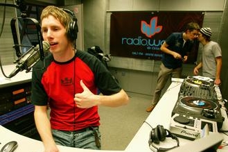 Rádio Wave