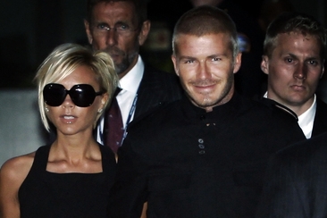 David Beckham s manželkou Victorií po příletu do Los Angeles.