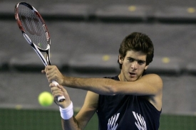 Argentinská jednička Juan Martin Del Potro v přípravě na finále.