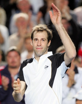 Před dvěma lety se takhle loučil. Nyn&iacute; se Rusedski vrac&iacute;.