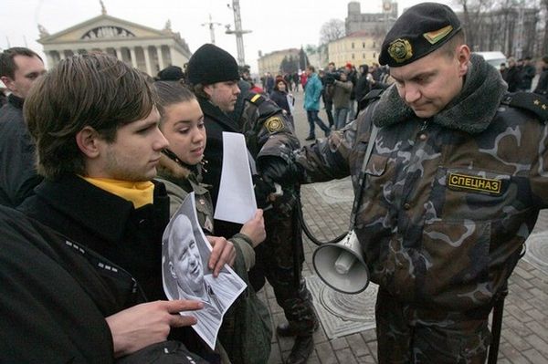 S opozicí režimu souhlasili i studenti. Čekalo je za to vyloučení.