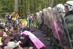 Nesmiřitelní před kamerami v Heiligendammu.
