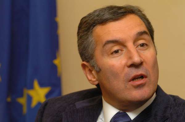 Žádáme o vstup do EU. Černohorský premiér Djukanovič.