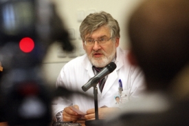 Martin Holcát, jeden ze členů lékařského konzilia.