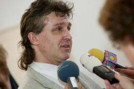 Poslanec Jiří Dolejš.