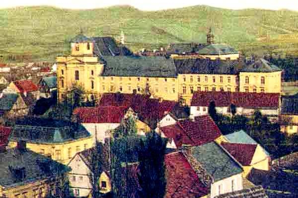 Doupov před rokem 1945. Dnes neexistuje. Doupov před rokem 1945. Dnes neexistuje.