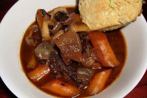 Bourguignon patří mezi vyhlášené speciality Burgundska. Bourguignon patří mezi vyhlášené speciality Burgundska.