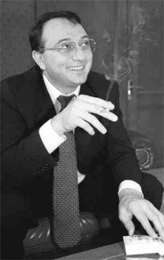 Sulejman Kerimov. Boh&aacute;č a poslaneck&yacute; vytrvalec.