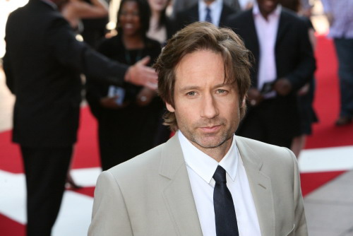 David Duchovny léči svou závislost na sexu. David Duchovny léči svou závislost na sexu.