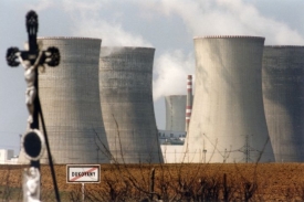 Jaderná elektrárna Dukovany.