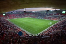 Multifunkční areál Eden, domovský stánek fotbalistů Slavie.