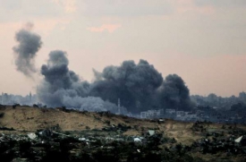 D&yacute;m nad m&iacute;sty n&aacute;letů v severn&iacute; č&aacute;sti palestinsk&eacute; enkl&aacute;vy.