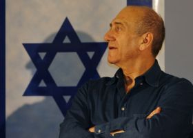 Izraelský premiér Ehud Olmert. Izraelský premiér Ehud Olmert.