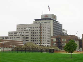 Budova koncernu Eli Lilly