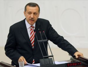 Turecký premiér Recep Tayyip Erdoğan v parlamentu Turecký premiér Recep Tayyip Erdoğan v parlamentu