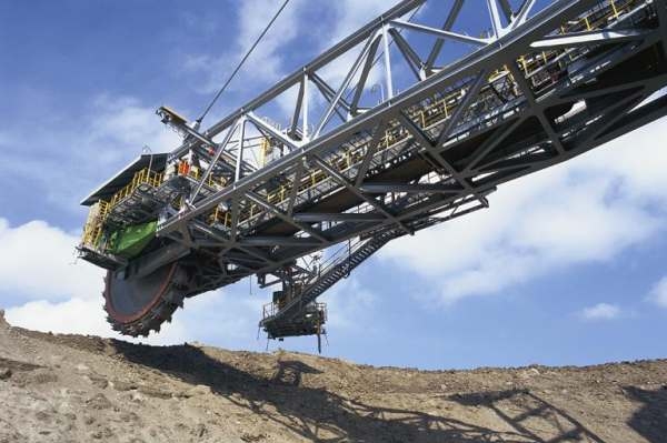 Evraz na dva týdny odstaví provoz těžké profilové trati. 