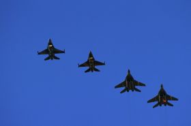 Ilustrační foto - stíhačky F-16. Ilustrační foto - stíhačky F-16.