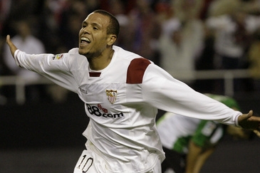 Kanonýr fotbalistů FC Sevilla Luis Fabiano.