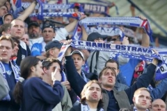 Fanoušci Baníku Ostrava. do Prahy jich má v neděli přijet zhruba 1500, vstupenky na zápas s Bohemians 1905 jich bude mít jen třetina.