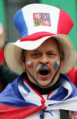 Český fanoušek. Dožene fotbalisty k výhře nad Švýcarskem?