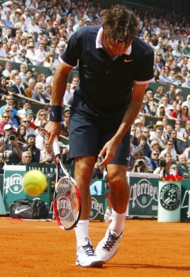 Světov&aacute; tenisov&aacute; jednička Roger Federer opět Roland Garros nevyhr&aacute;l.
