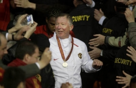 Tren&eacute;r Manchesteru United Alex Ferguson.