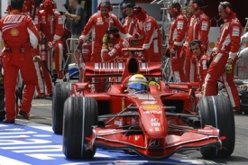 Monopost F1 Ferrari v Magny Cours