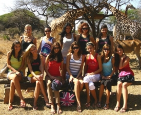 Finalistky Česk&eacute; Miss 2009 v africk&eacute; rezervaci.
